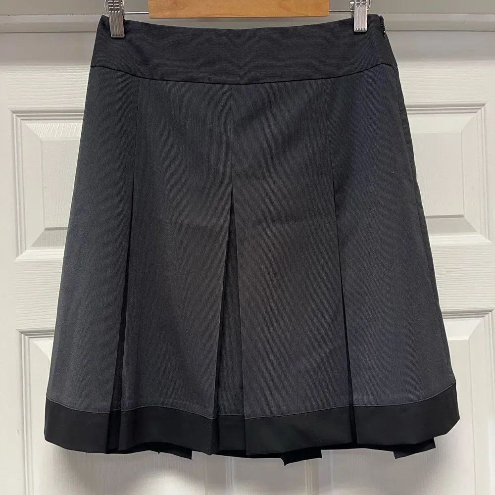 The Limited Collection Black On Black Drop Pleat Skirt sz S